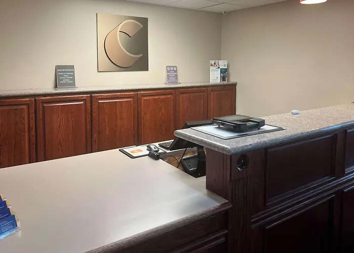 Comfort Inn & Suites St Paul Northeast