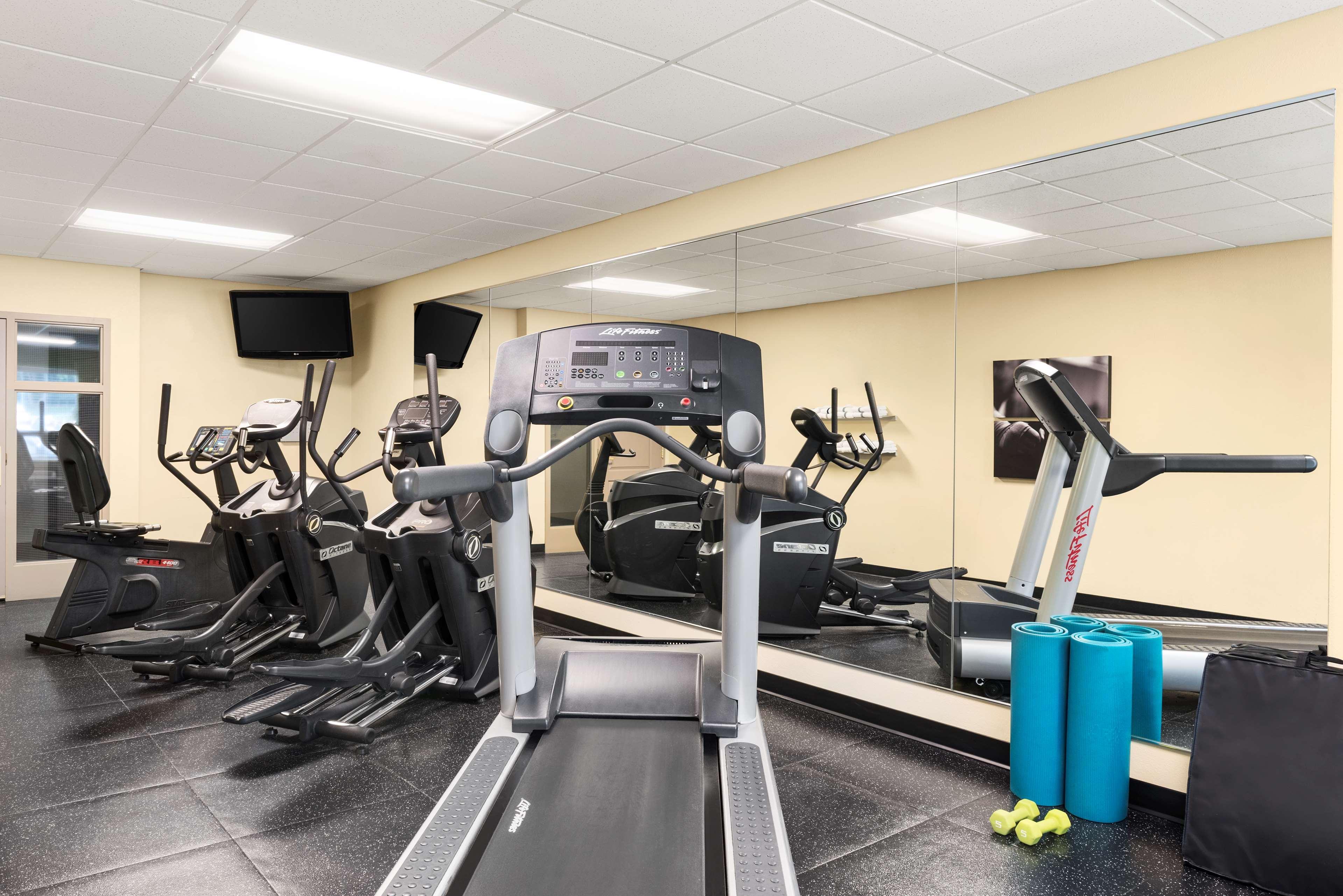 Hotel Comfort & St Paul Northeast 2*
