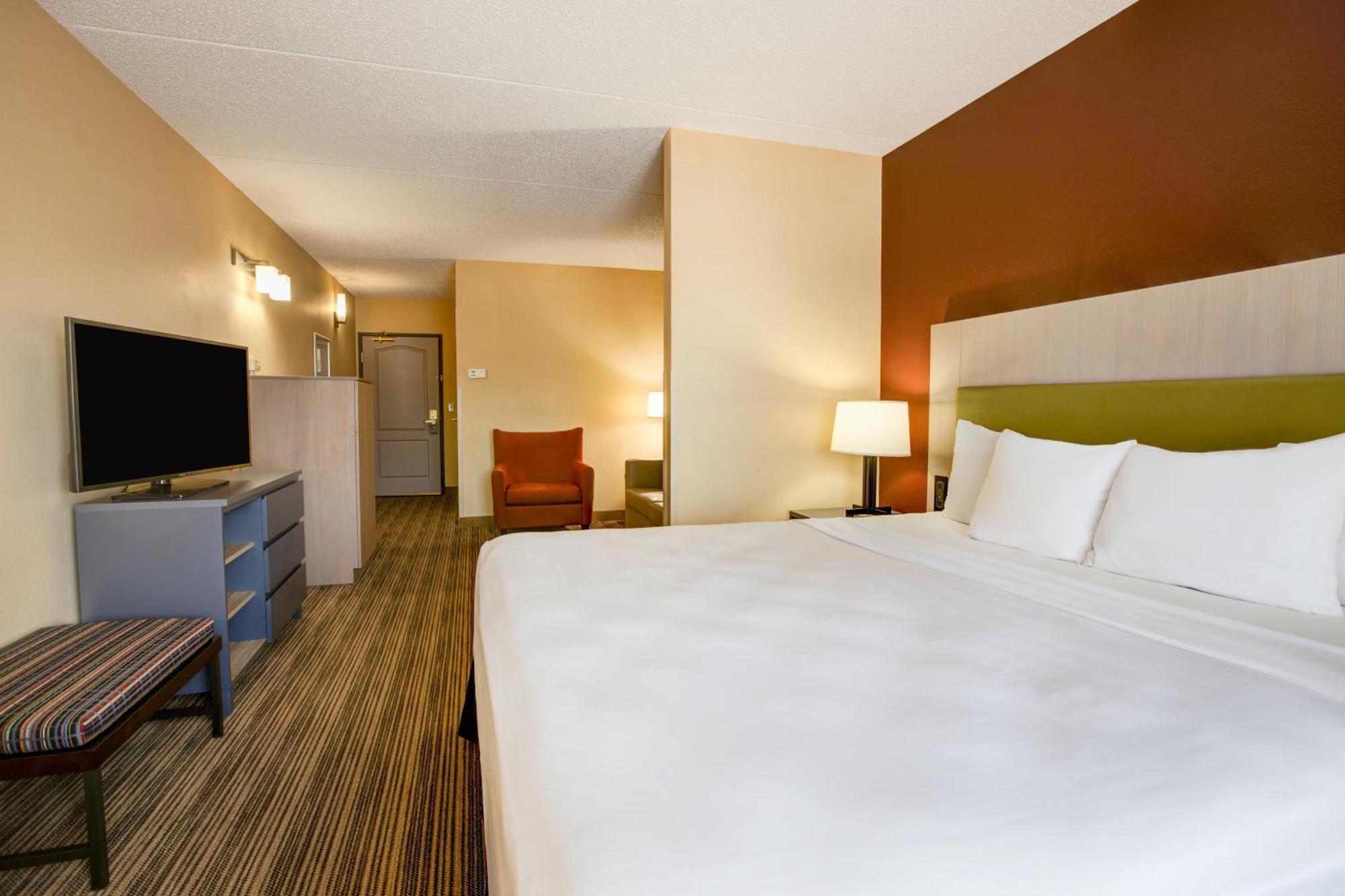 Comfort & St Paul Northeast Vadnais Heights
