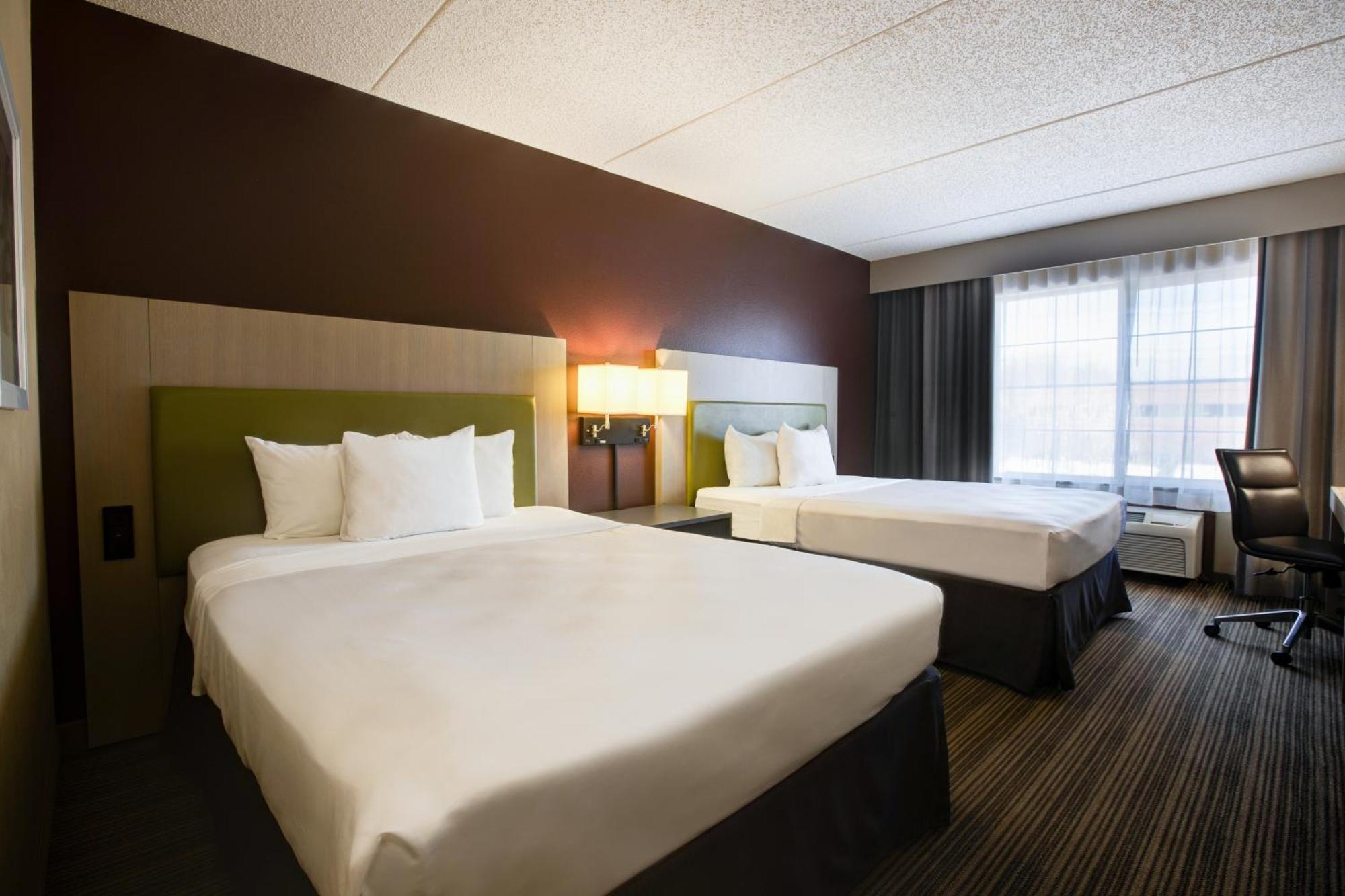Hotel Comfort & St Paul Northeast