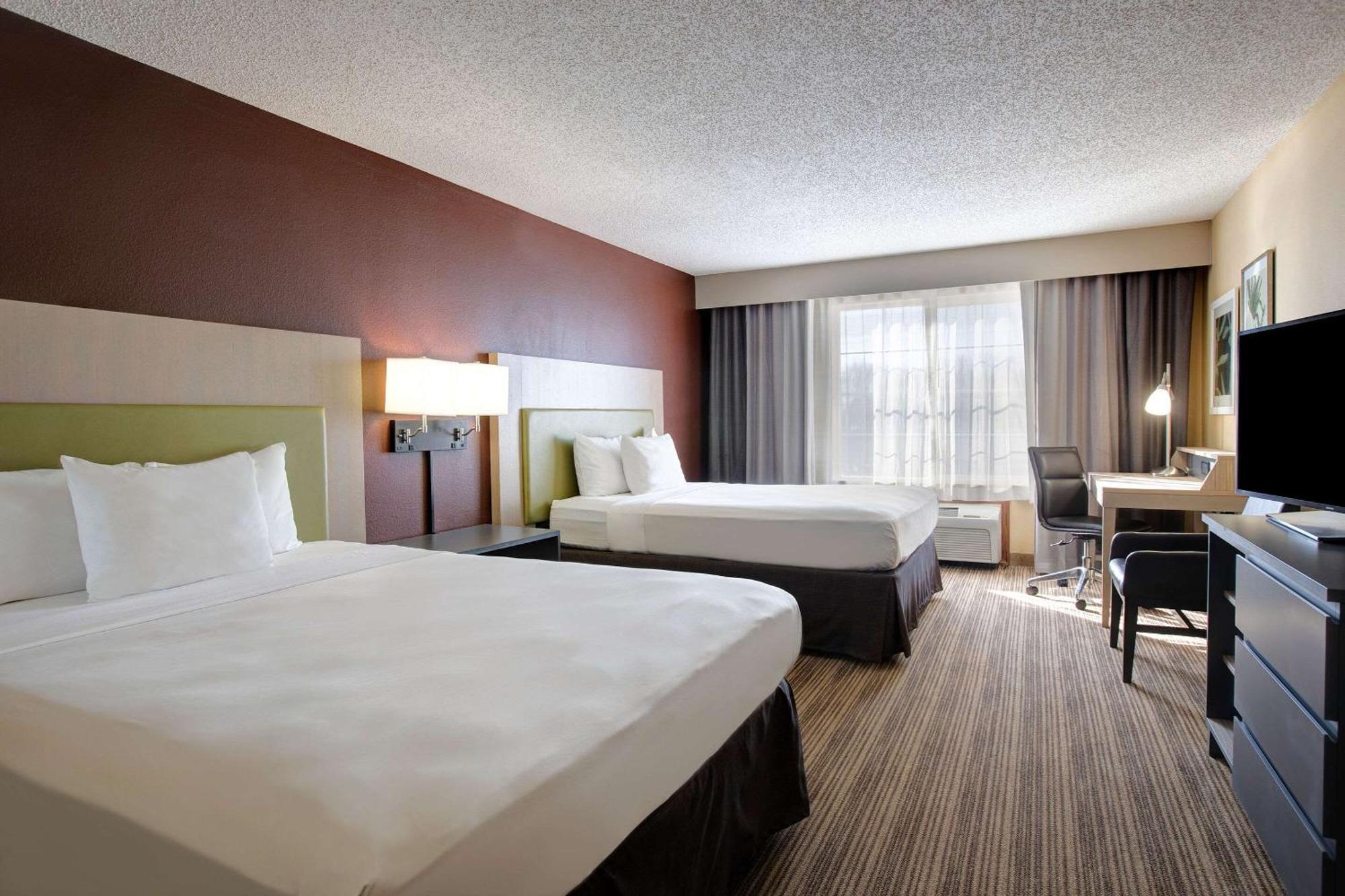 Hotel Comfort & St Paul Northeast 2*