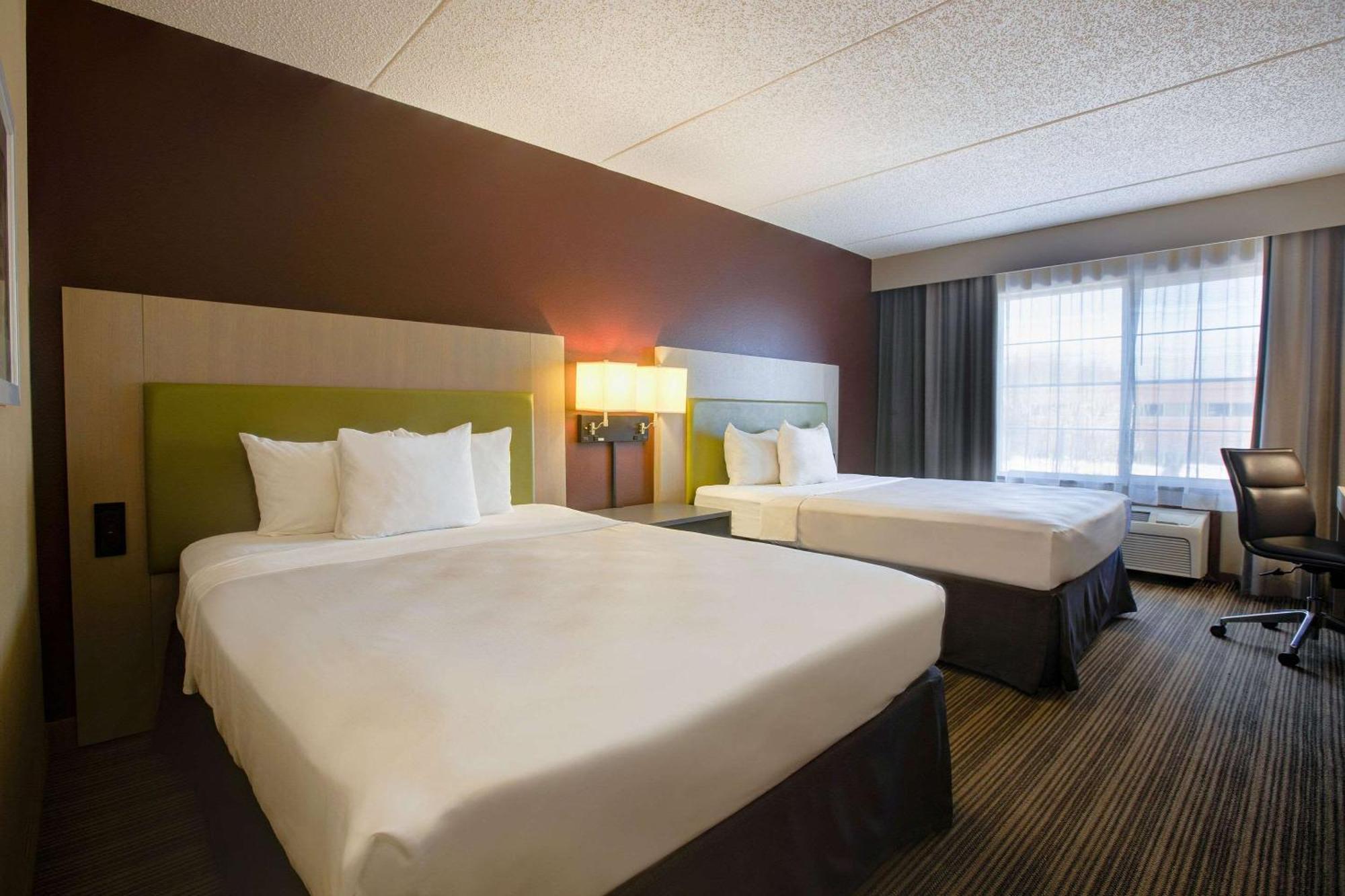 Comfort & St Paul Northeast Hotel 2*